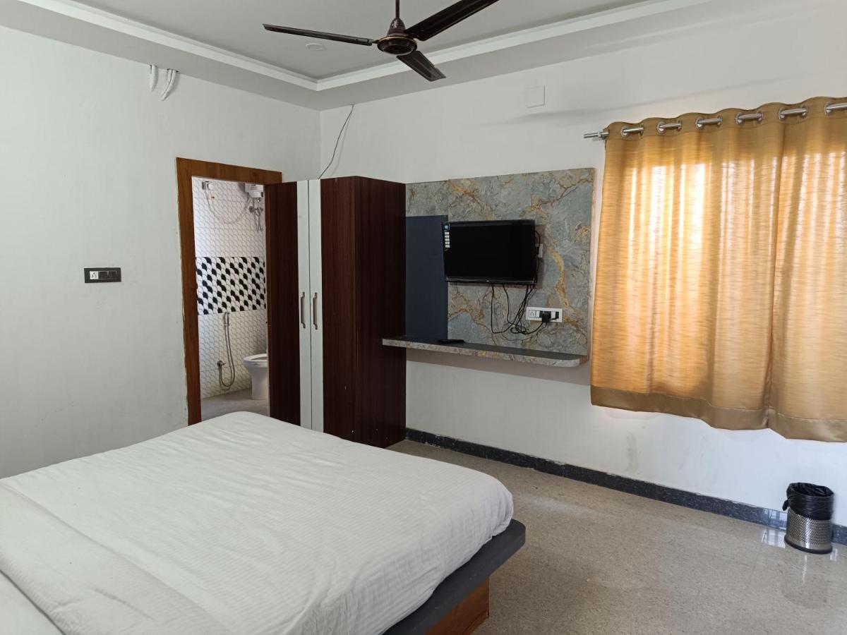 Hotel Laakhan By Ghumo Udaipur Exterior foto